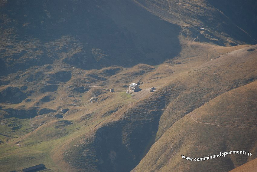 09 12354 Rifugio Grassi.JPG